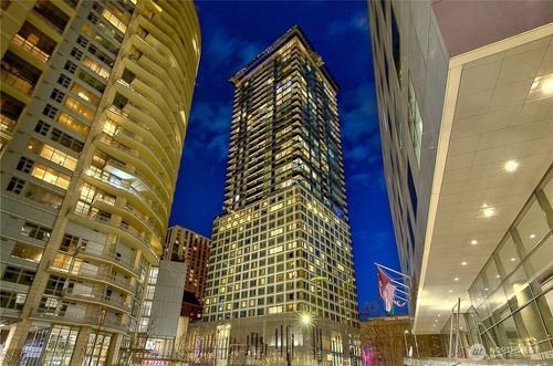 apt-1903-737 Olive Way, Seattle, WA, 98101-3745 | Card Image