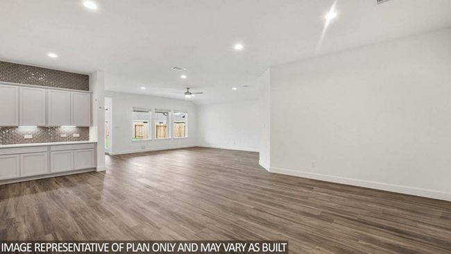 4420 Wapama Falls Loop, House other with 4 bedrooms, 3 bathrooms and 3 parking in Conroe TX | Image 9