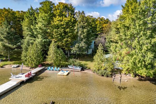 178 Long Point Rd, Utterson, ON, P0B1M0 | Card Image