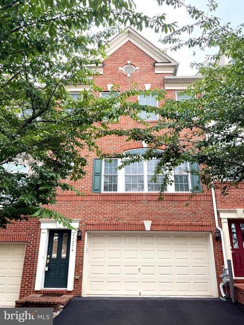 47574 Royal Burnham Ter, STERLING, VA, 20165-5188 | Card Image
