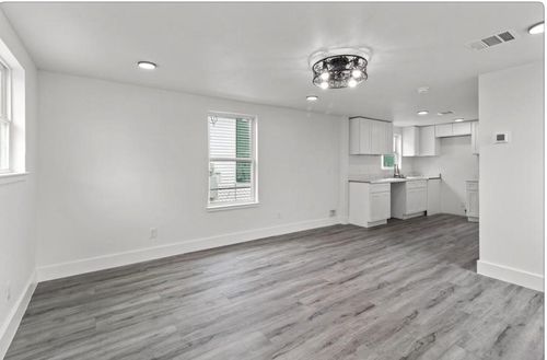 3312 Sealy St, Galveston, TX, 77550-4006 | Card Image