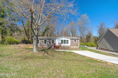456 W Outer Dr, Oak Ridge, TN, 37830-3817 | Card Image