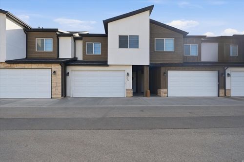 22 S 410 W, Providence, UT, 84332-6104 | Card Image
