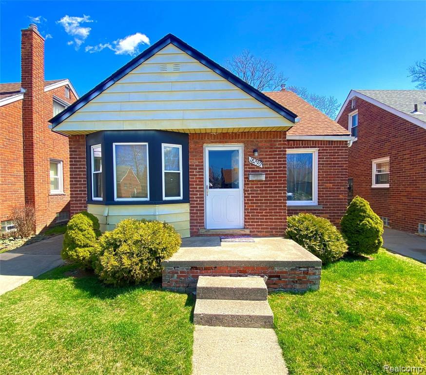 18290 Faust Avenue, Sold in Detroit Zoocasa