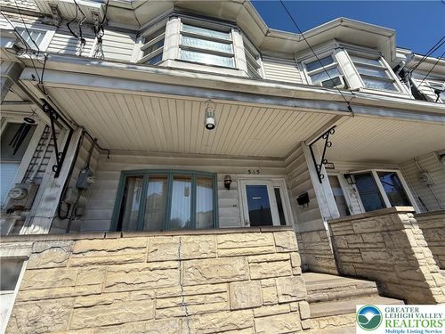 515 W Centre St, Shenandoah, PA, 17976-1511 | Card Image