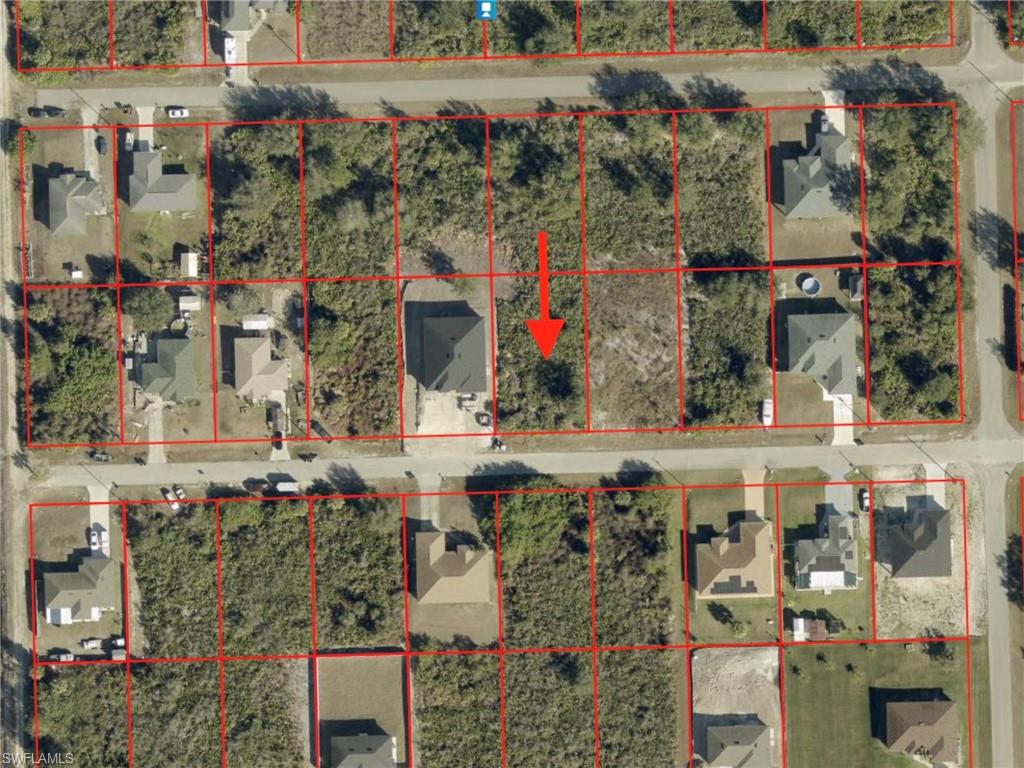 Land in LEHIGH ACRES 3