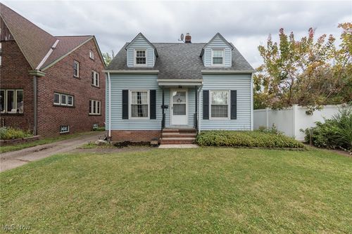 5320 Clement Ave, Maple Heights, OH, 44137-2621 | Card Image