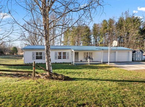 6929 Hillcrest Rd, Saint Louisville, OH, 43071-9748 | Card Image