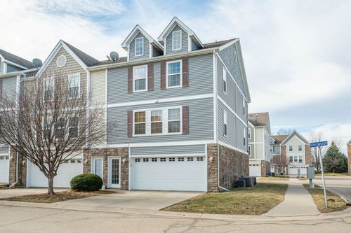 360 Ne Kingwood, Waukee, IA, 50263 | Card Image