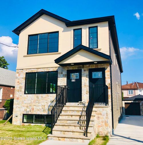 170 Mill Rd, Staten Island, NY, 10306-4809 | Card Image