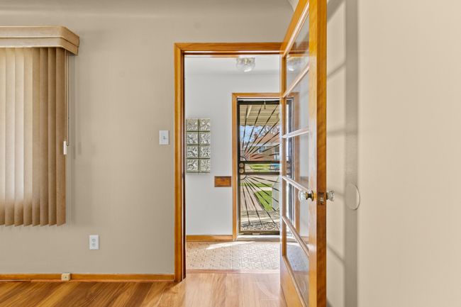 Foyer Entrance | Image 4