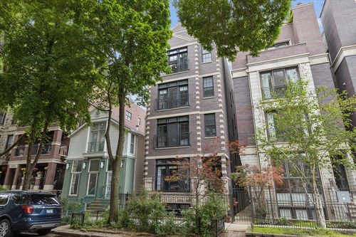 4-1510 N Cleveland Ave, Chicago, IL, 60610-1623 | Card Image