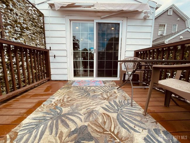 38 Evergreen Ave, House other with 3 bedrooms, 2 bathrooms and null parking in Fords NJ | Image 22