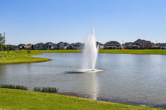 13910 Paseo De La Paz Pl, House other with 4 bedrooms, 3 bathrooms and 3 parking in Cypress TX | Image 35
