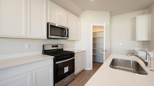 1228 E Stallion Ln, Mustang, OK, 73064-4652 | Card Image