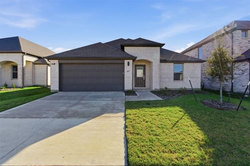 607 Whispering Winds Trl, Mckinney, TX, 75071-1139 | Card Image