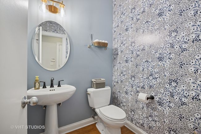 2081 Jordan Ter, House other with 5 bedrooms, 5 bathrooms and 3 parking in Buffalo Grove IL | Image 10