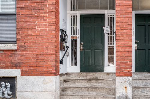 2-114 Appleton St, Lowell, MA, 01852-2573 | Card Image