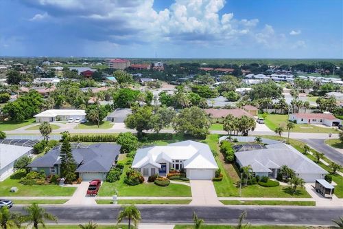 404 Bayside Ln, NOKOMIS, FL, 34275-3441 | Card Image