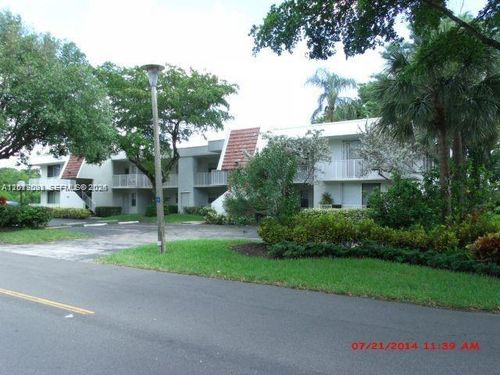 103-3145 N Palm Aire Dr, Pompano Beach, FL, 33069-3867 | Card Image