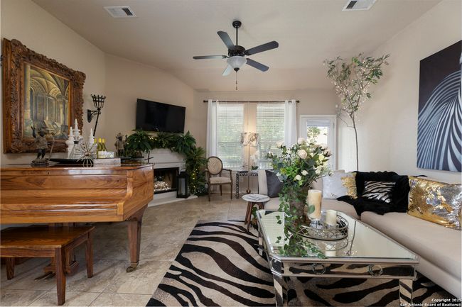 608 Saddlehorn Way, House other with 4 bedrooms, 3 bathrooms and null parking in Cibolo TX | Image 13
