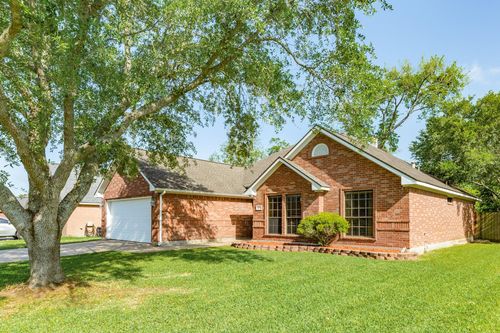 207 Audubon Woods Ct, Richwood, TX, 77531-2236 | Card Image