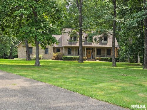 9 Fawn Dr, Fairfield, IL, 62837-2800 | Card Image