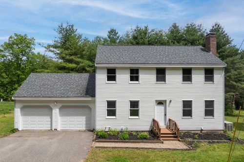 11 Lovell Rd, Stratham, NH, 03885-2219 | Card Image