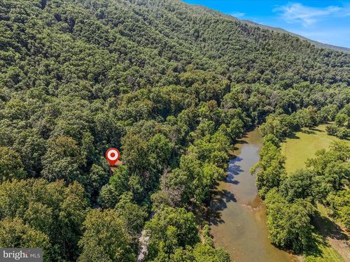 1149 Deer Rapids Rd, STRASBURG, VA, 22657-3038 | Card Image