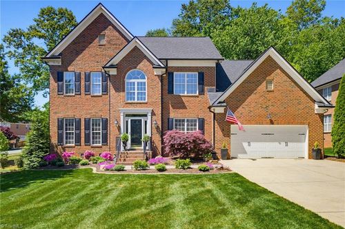 212 Oakmont Park Ct, Kernersville, NC, 27284-7785 | Card Image