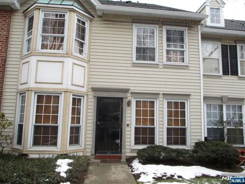 76 Boston St, Newark, NJ, 07103-3433 | Card Image