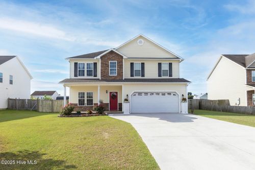 102 Landover Dr, Richlands, NC, 28574-8417 | Card Image