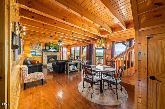 2022 Starr Crest Dr, House other with 2 bedrooms, 2 bathrooms and null parking in Sevierville TN | Image 5