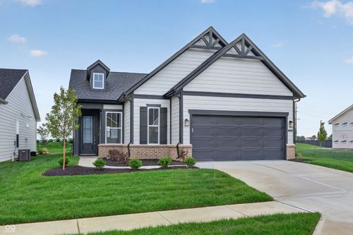 12999 Seven Springs Ln, Noblesville, IN, 46060-9219 | Card Image
