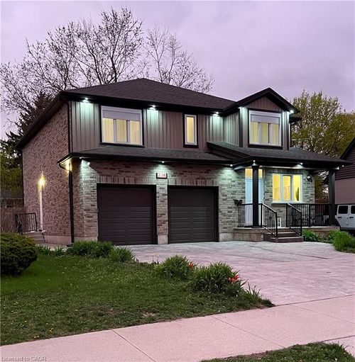 236 Neilson Ave, Waterloo, ON, N2J2M3 | Card Image