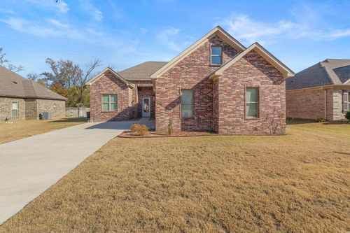 7926 S Shoreline Blvd, Benton, AR, 72019 | Card Image