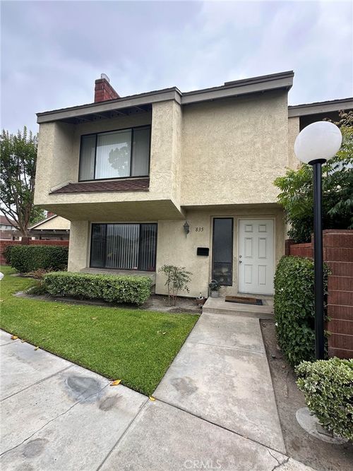 835 W Orangewood Ave, Anaheim, CA, 92802-4007 | Card Image