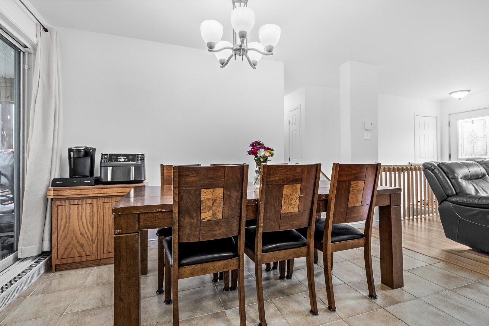 Residential in Québec (La Haute-Saint-Charles) 3