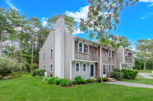apt-12a-300 Falmouth Rd, Mashpee, MA, 02649-2694 | Card Image