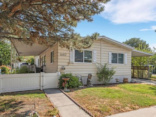1602 W Indian Summer Dr, Salt Lake City, UT, 84116-3108 | Card Image