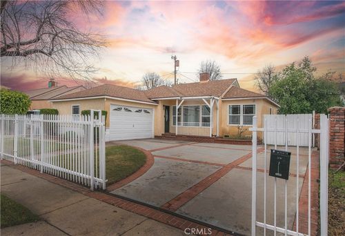 13568 Ottoman St, Arleta, CA, 91331-6309 | Card Image