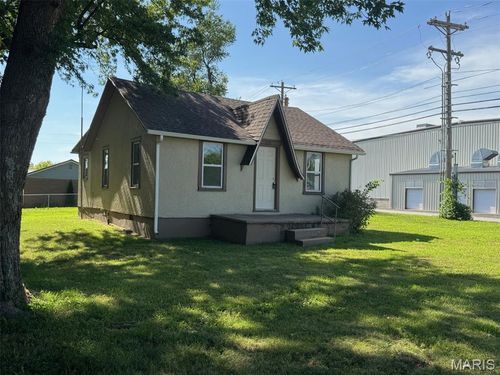 1355 Springfield Rd, Lebanon, MO, 65536-3444 | Card Image