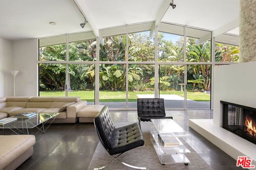 30611 Las Estrellas Dr, MALIBU, CA, 90265 | Card Image