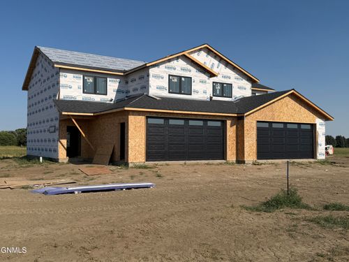 3521 Boston Loop, Bismarck, ND, 58504 | Card Image