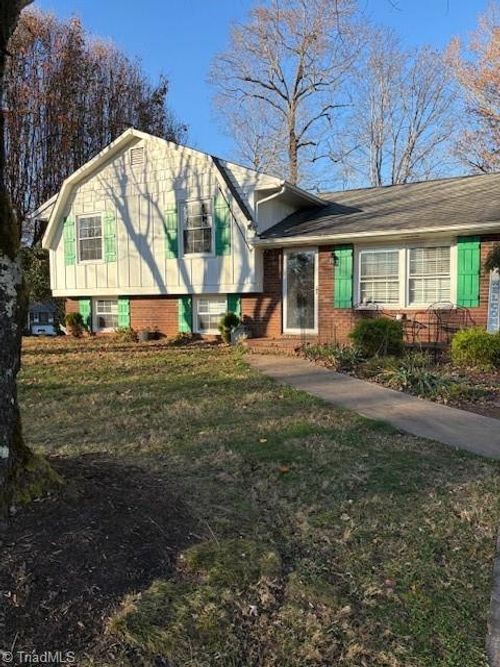 361 Meadowbrook Ln, Millers Creek, NC, 28651-8842 | Card Image