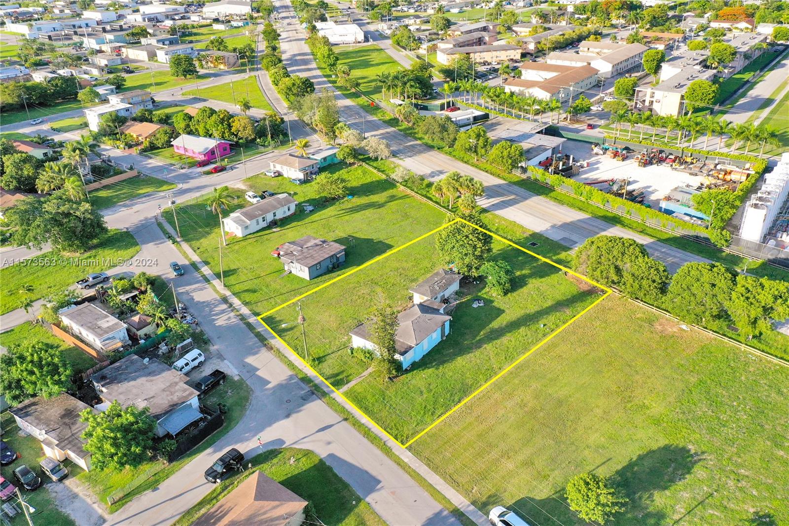 3rd Ave, Homestead, FL 33030