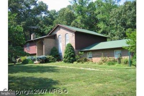 8670 Norman Dr, WHITE PLAINS, MD, 20695-2615 | Card Image