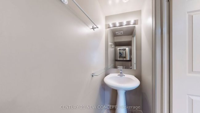 2 - 45 Cedarcroft Blvd, Condo with 3 bedrooms, 3 bathrooms and 1 parking in North York ON | Image 18