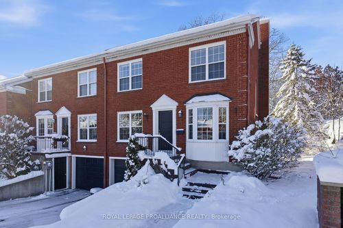 35 Country Club Pl, Brockville, ON, K6V6T6 | Card Image