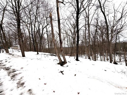 149 Sunset Dr, Wappingers Falls, NY, 12590-6937 | Card Image